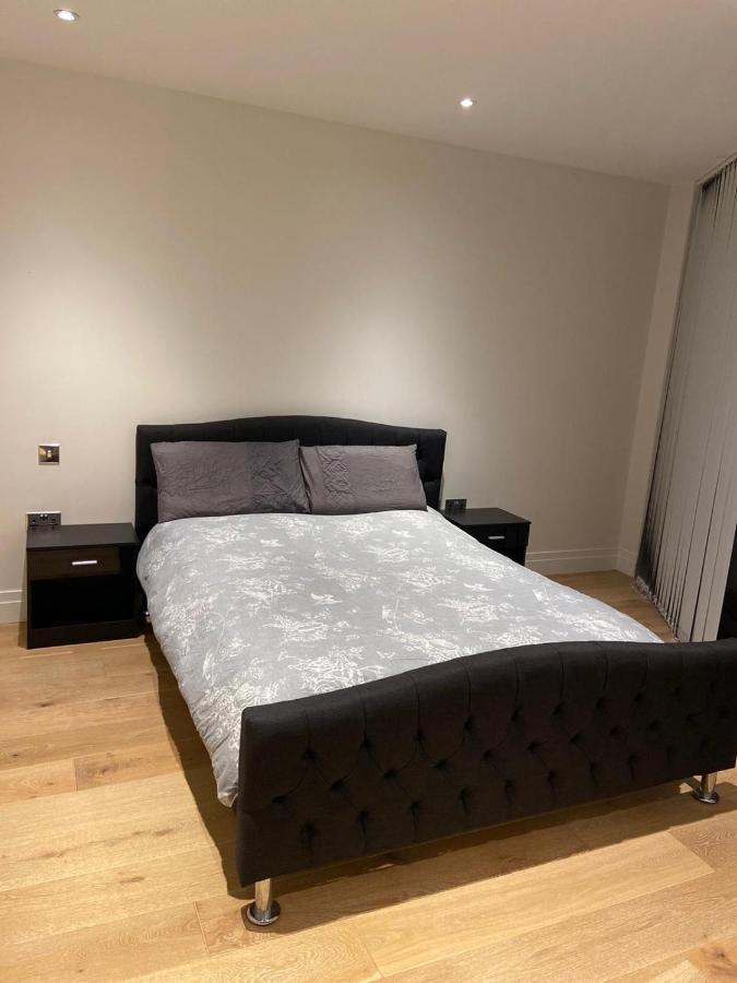 Studio Come 1 Bed Flat In Vauxhall Next To Battersea ลอนดอน ภายนอก รูปภาพ